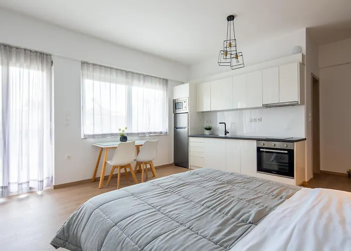Boutique Studios Near Airport